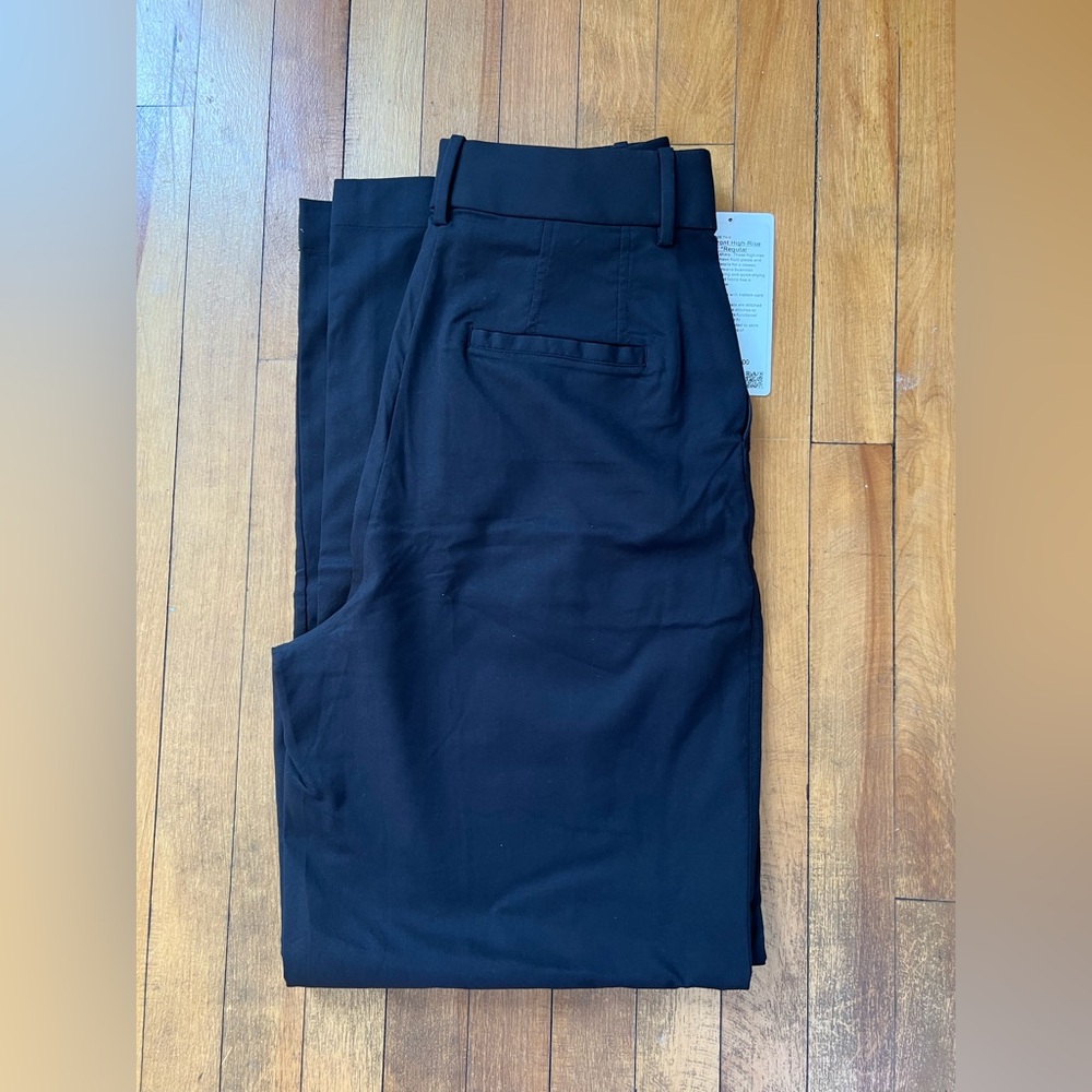 Lululemon Pleat-Front High-Rise Trousers - Picture 12 of 16